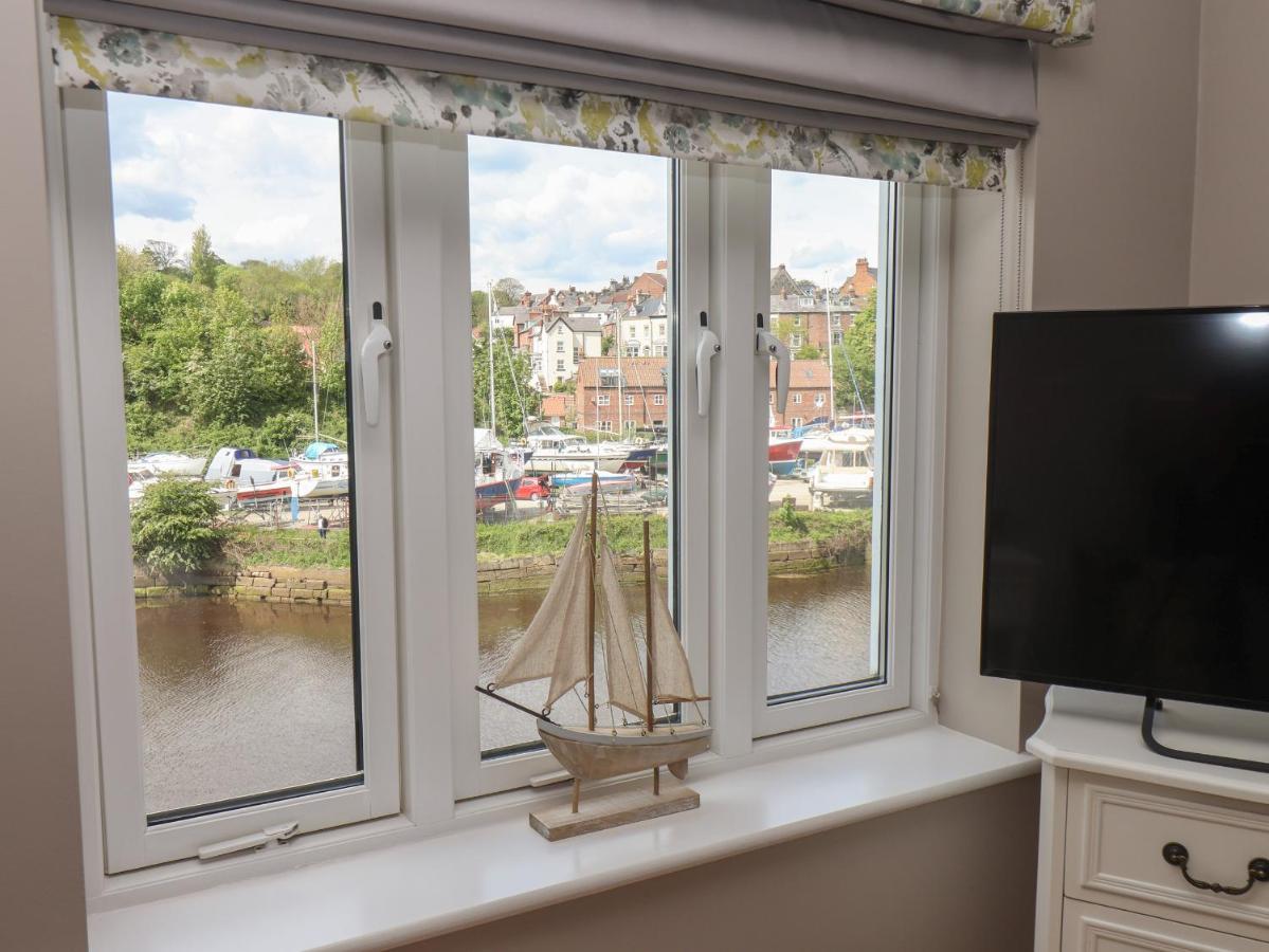 Heron'S Landing Whitby Bagian luar foto